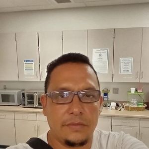 Meet your Posher, Cesar